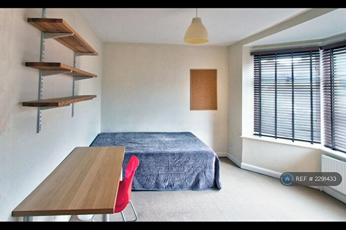 4 Bedroom Flat To Rent In Upper Shaftesbury Avenue, Southampton, SO17