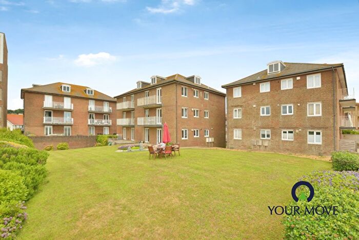2 Bedroom Flat For Sale In South Road, South Road, Hythe, Kent, CT21