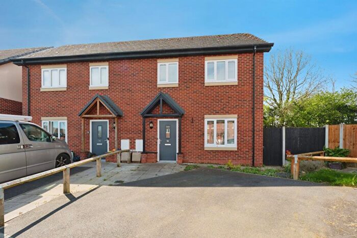 2 Bedroom Semi Detached House For Sale In Rivacre View, Ellesmere Port, CH66