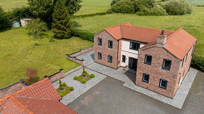 4 Bedroom Detached House For Sale In High Street, Kexby, Gainsborough, DN21