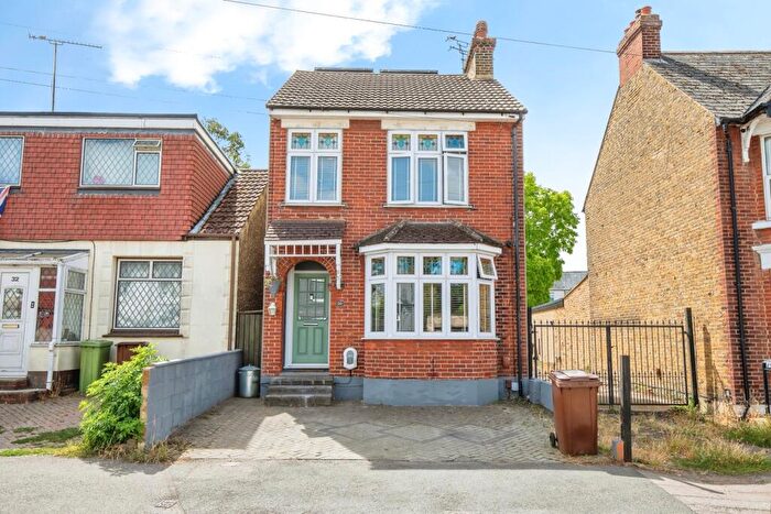 4 Bedroom Detached House For Sale In Canadian Avenue, Gillingham, Kent, ME7