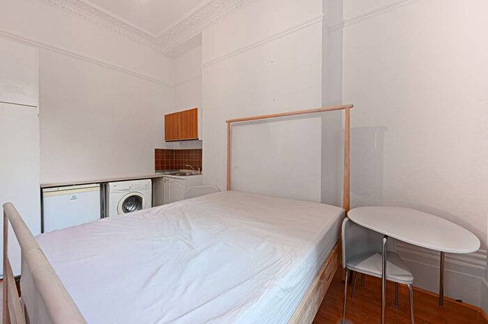 Studio To Rent In Elvaston Place, Kensington, London, SW7