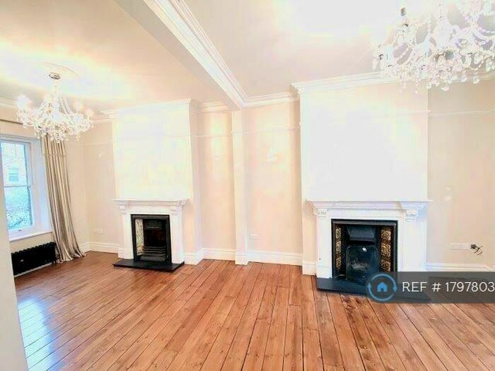 5 Bedroom Terraced House To Rent In Bennerley Road, London, SW11