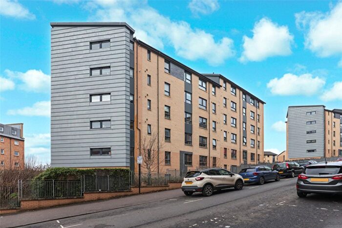 2 Bedroom Flat For Sale In Oban Drive, North Kelvinside, Glasgow, G20