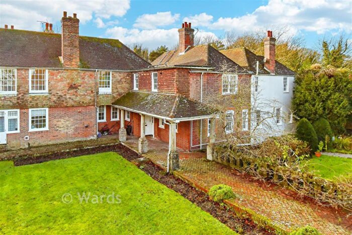 2 Bedroom Apartment For Sale In Otterpool Lane, Lympne, Hythe, Kent, CT21