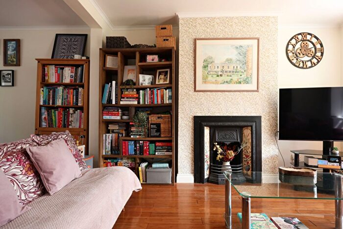 3 Bedroom Semi Detached House For Sale In Muller Road, Horfield, BS7