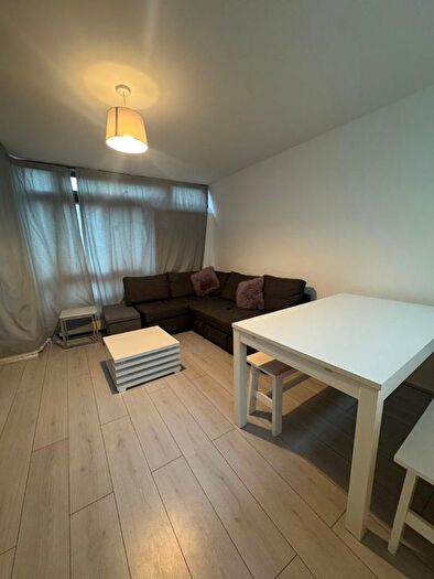 1 Bedroom Flat To Rent In Maiden Lane, London, NW1