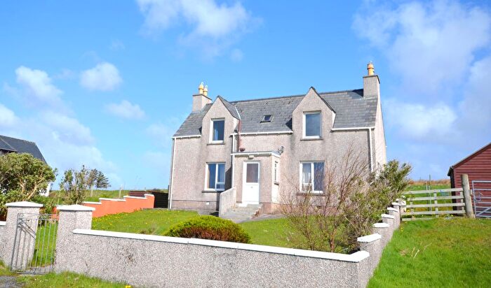 3 Bedroom Detached House For Sale In Upper Coll, Back, HS2