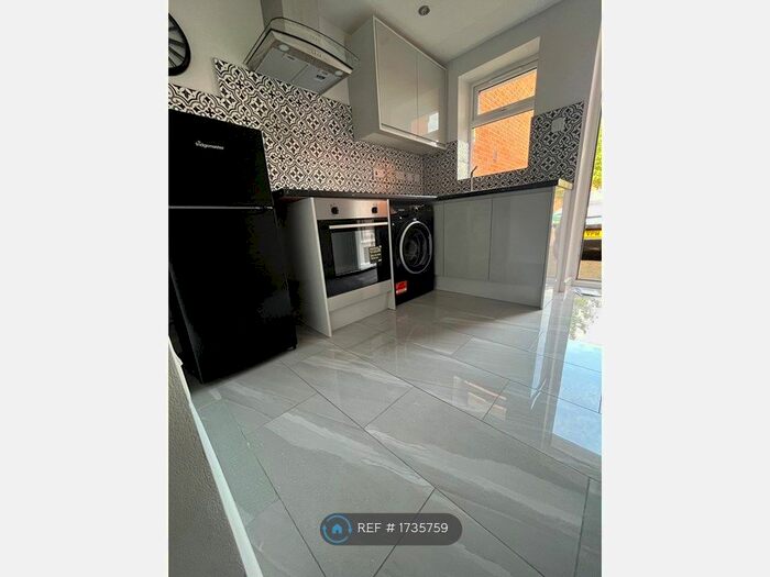 Studio To Rent In Boughton Monchelsea, Maidstone, ME17