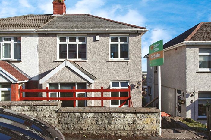 3 Bedroom Semi-detached House For Sale In Milton Road, Newport, NP19