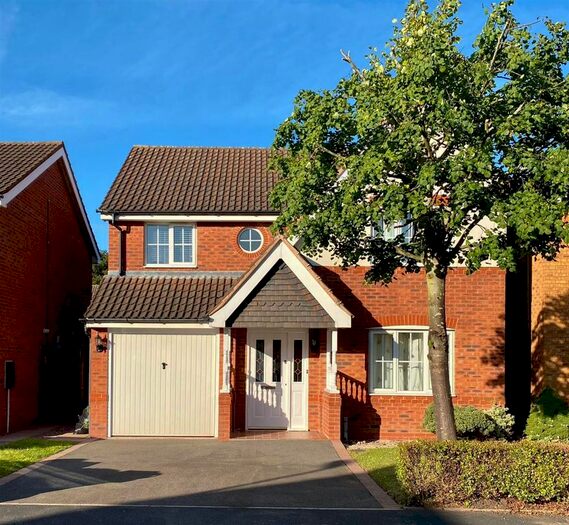 4 Bedroom Detached House To Rent In Wheatmoor Road, Sutton Coldfield, B75