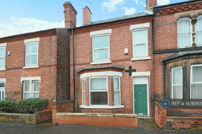 4 Bedroom Semi-Detached House To Rent In Montpelier Road, Nottingham, NG7