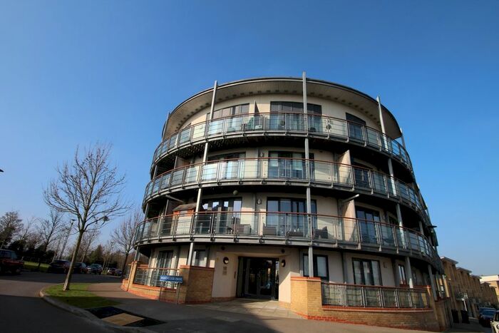 2 Bedroom Flat To Rent In Waterstone Way, Greenhithe, DA9