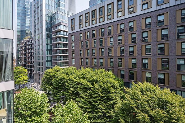 1 Bedroom Flat To Rent In Goodmans Field, Tower Hamlets, London, E1
