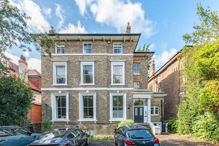 1 Bedroom Flat For Sale In Morden Road, Blackheath, London, SE3