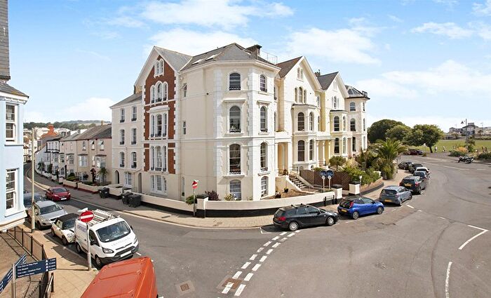 1 Bedroom Flat To Rent In South View, South View, TQ14