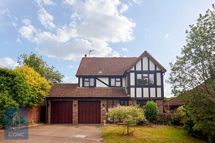 4 Bedroom Detached House For Sale In Shepherd Way, Taverham, Norwich, NR8