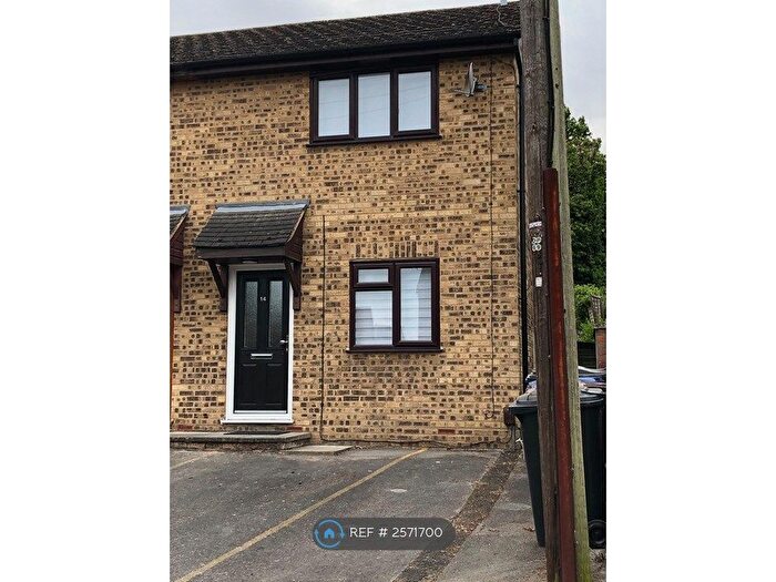 1 Bedroom Semi-Detached House To Rent In Castle Street, Bishop's Stortford, CM23