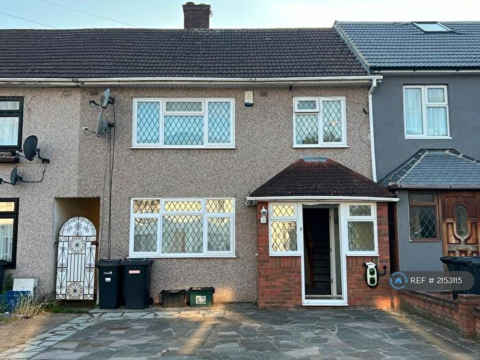 3 Bedroom Terraced House To Rent In Fletcher Road, Chigwell, IG7