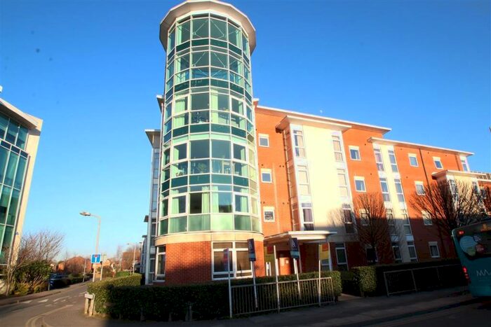 2 Bedroom Apartment To Rent In Kerr Place, Aylesbury, HP21