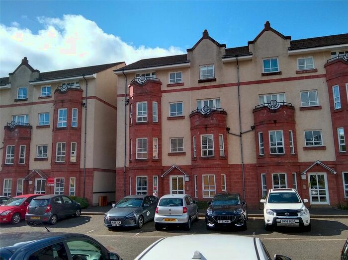 3 Bedroom Flat To Rent In Hopetoun Street, Edinburgh, EH7