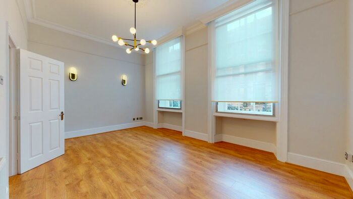 1 Bedroom Flat To Rent In Gloucester Place, Marleybone, London, W1U