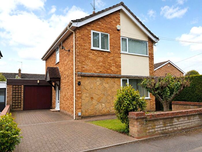 4 Bedroom Detached House For Sale In Ringwood Close, Northampton, NN2