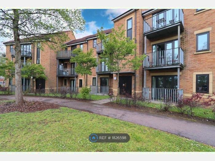 2 Bedroom Flat To Rent In Stapeley Court, Westcroft, Milton Keynes, MK4