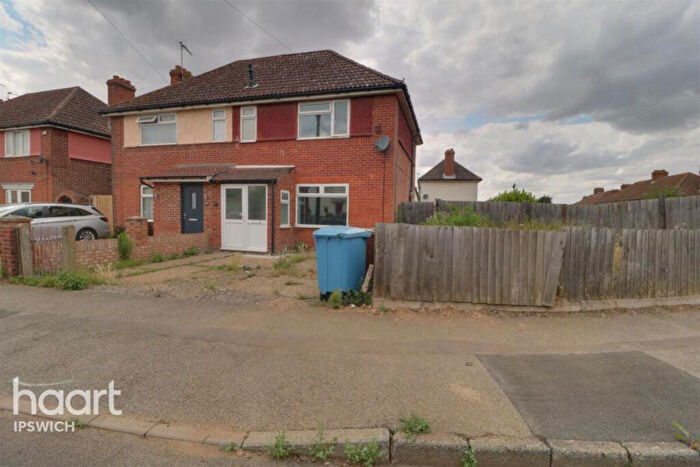3 Bedroom Semi Detached House To Rent In Robeck Road, Ipswich, IP3