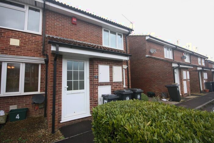 1 Bedroom Flat To Rent In Atlas Close, Speedwell, Bristol, BS5