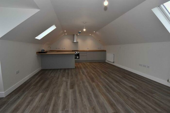 1 Bedroom Apartment To Rent In Jersey Avenue, Broomhill, Bristol, BS4
