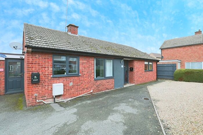 Detached Bungalow For Sale In Burnell Close, Bidford-On-Avon, Alcester, B50