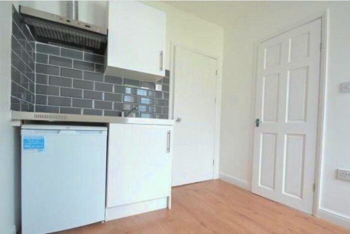 Studio To Rent In Station Approach, Bromley BR2