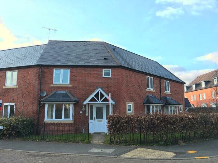 3 Bedroom Terraced House To Rent In Buchan Close, Trinity Mead, Stratford-upon-Avon, CV37