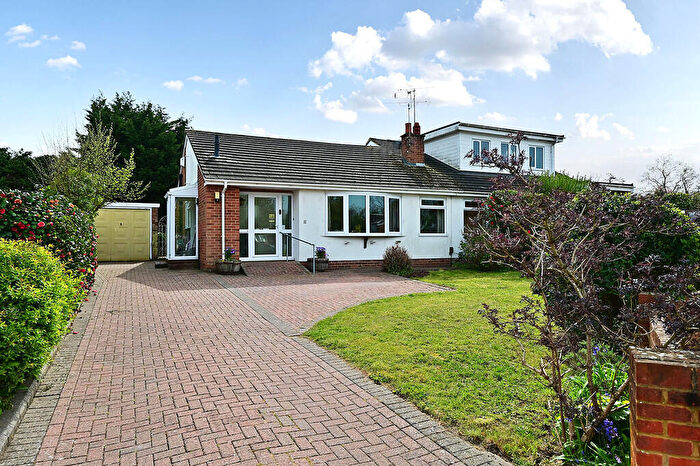 3 Bedroom Semi-Detached Bungalow For Sale In Parkhill Road, Blackwater, Camberley, GU17
