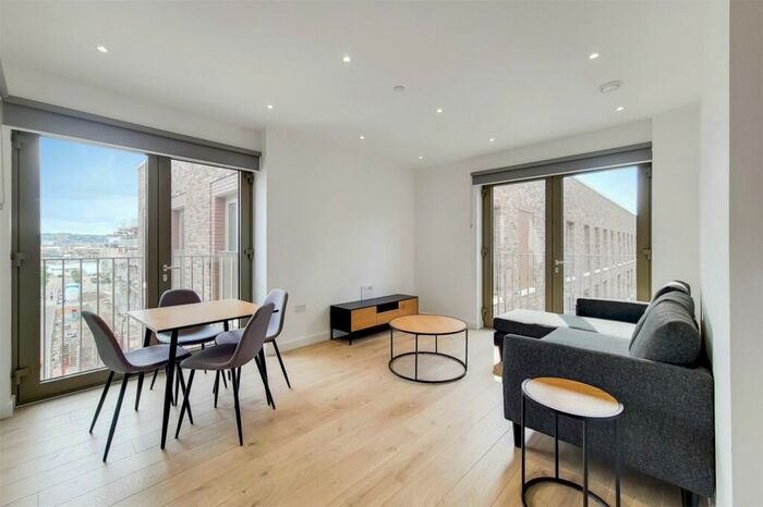 2 Bedroom Apartment To Rent In Atlantis Avenue, London, E16