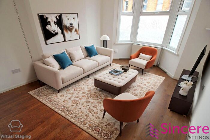 3 Bedroom Terraced House To Rent In Browns Road, Walthamstow, E17