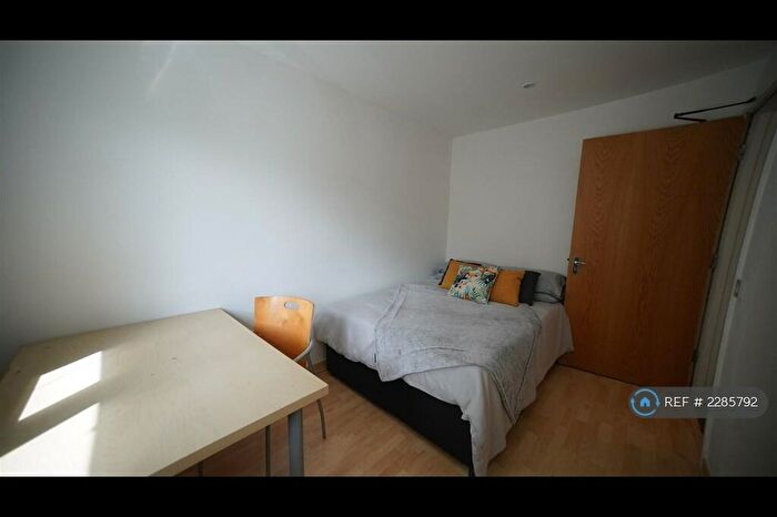 4 Bedroom End Of Terrace House To Rent In Pen-Y-Wain Lane, Cardiff, CF24