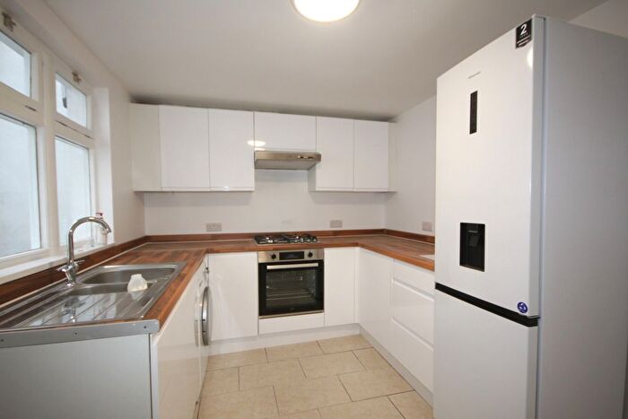 1 Bedroom Flat To Rent In Montpelier Place, Brighton, BN1