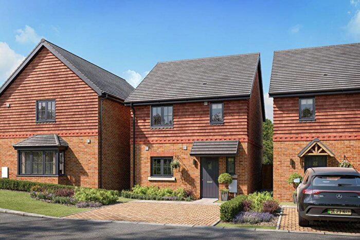 3 Bedroom Detached House For Sale In Maidenhead Road, Windsor, Berkshire, SL4