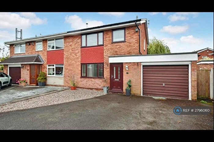 3 Bedroom Semi Detached House To Rent In Park Avenue, Chorley, PR7