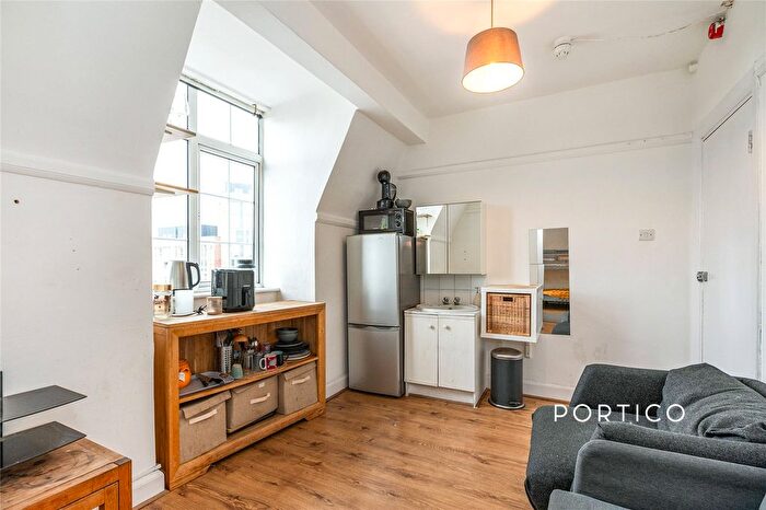 1 Bedroom Property To Rent In Green Lanes, N4