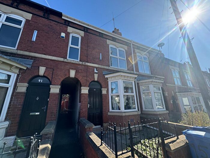 4 Bedroom House To Rent In Vincent Road, Sheffield, S7
