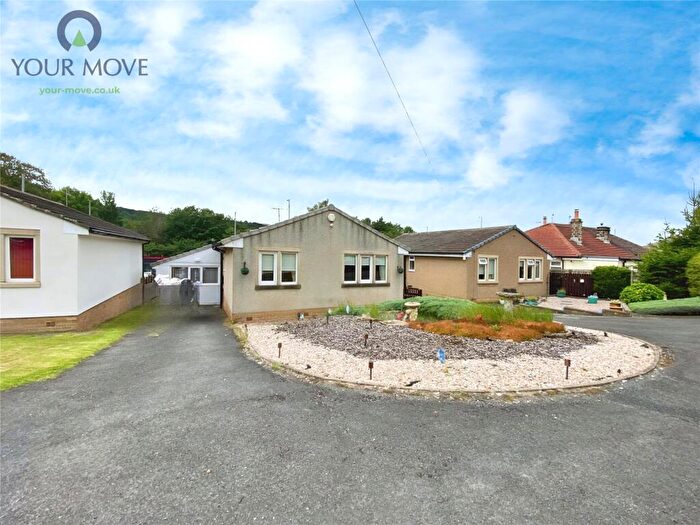 2 Bedroom Bungalow For Sale In Heaton Avenue, Sandbeds, Keighley, West Yorkshire, BD20