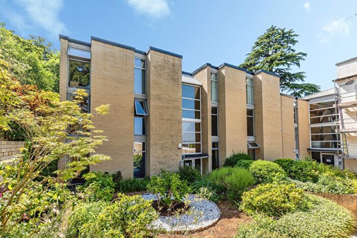 3 Bedroom Flat For Sale In Henbury Road, Henbury, Bristol, BS10