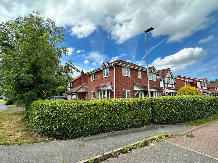 4 Bedroom Detached House For Sale In Bicknell Close, Warrington, WA5
