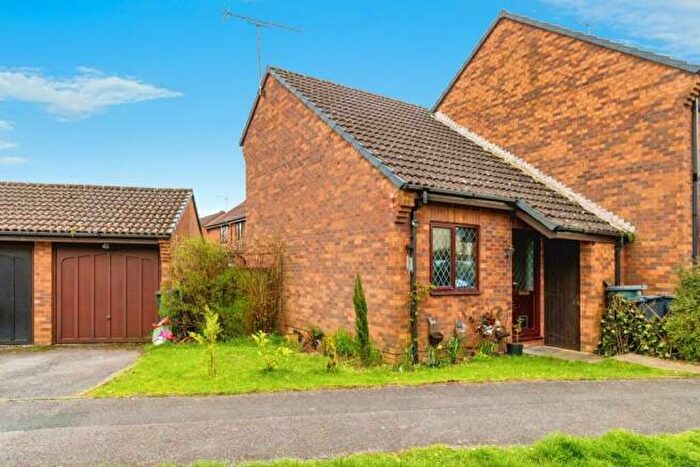 1 Bedroom Semi-Detached House For Sale In Stinchar Drive, Valley Park, Chandlers Ford, Hampshire, SO53