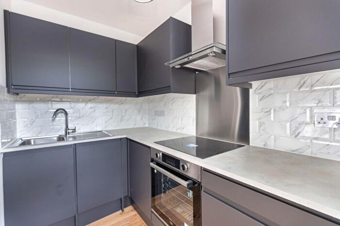 Apartment To Rent In Taplow, Adelaide Road, NW3