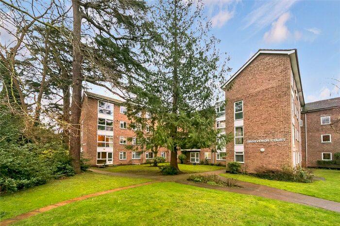 3 Bedroom Flat To Rent In Fairfax Road, Teddington, Middlesex, TW11