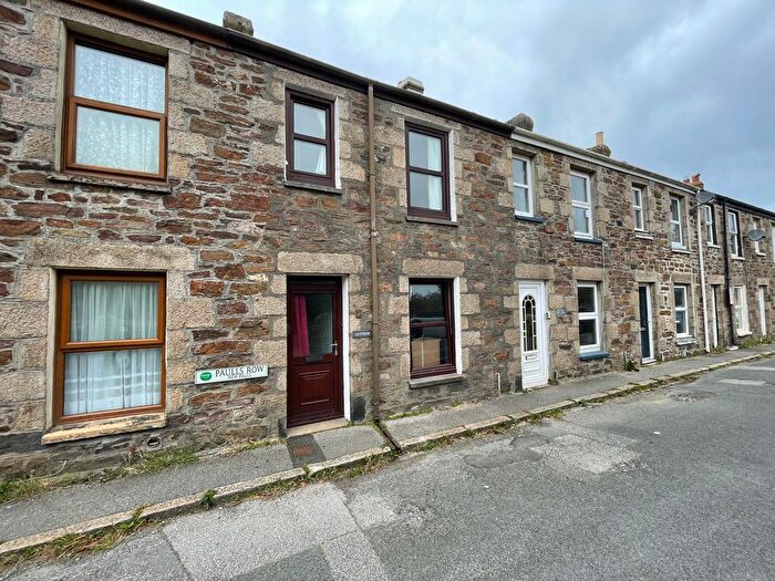 2 Bedroom Property To Rent In Paulls Row, Redruth, TR15
